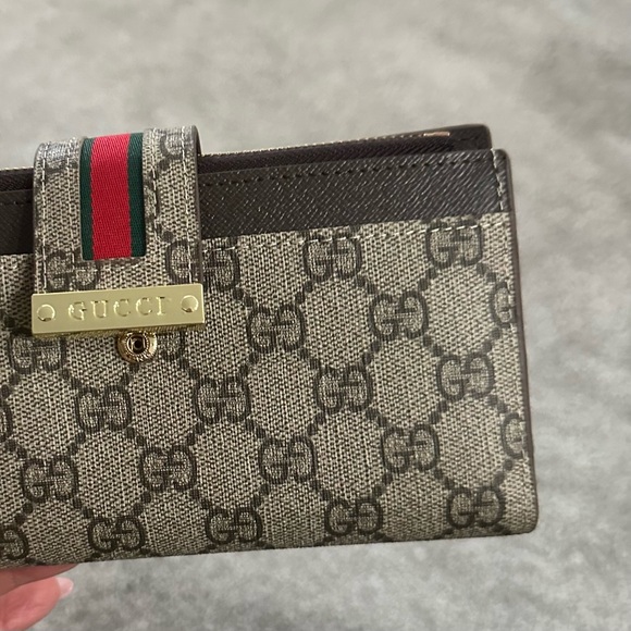 Beautiful - Picture 2 of 16